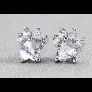 small Silver DOG CAT PET LOVER Crystal PAW PRINT Heart minimalist stud earrings